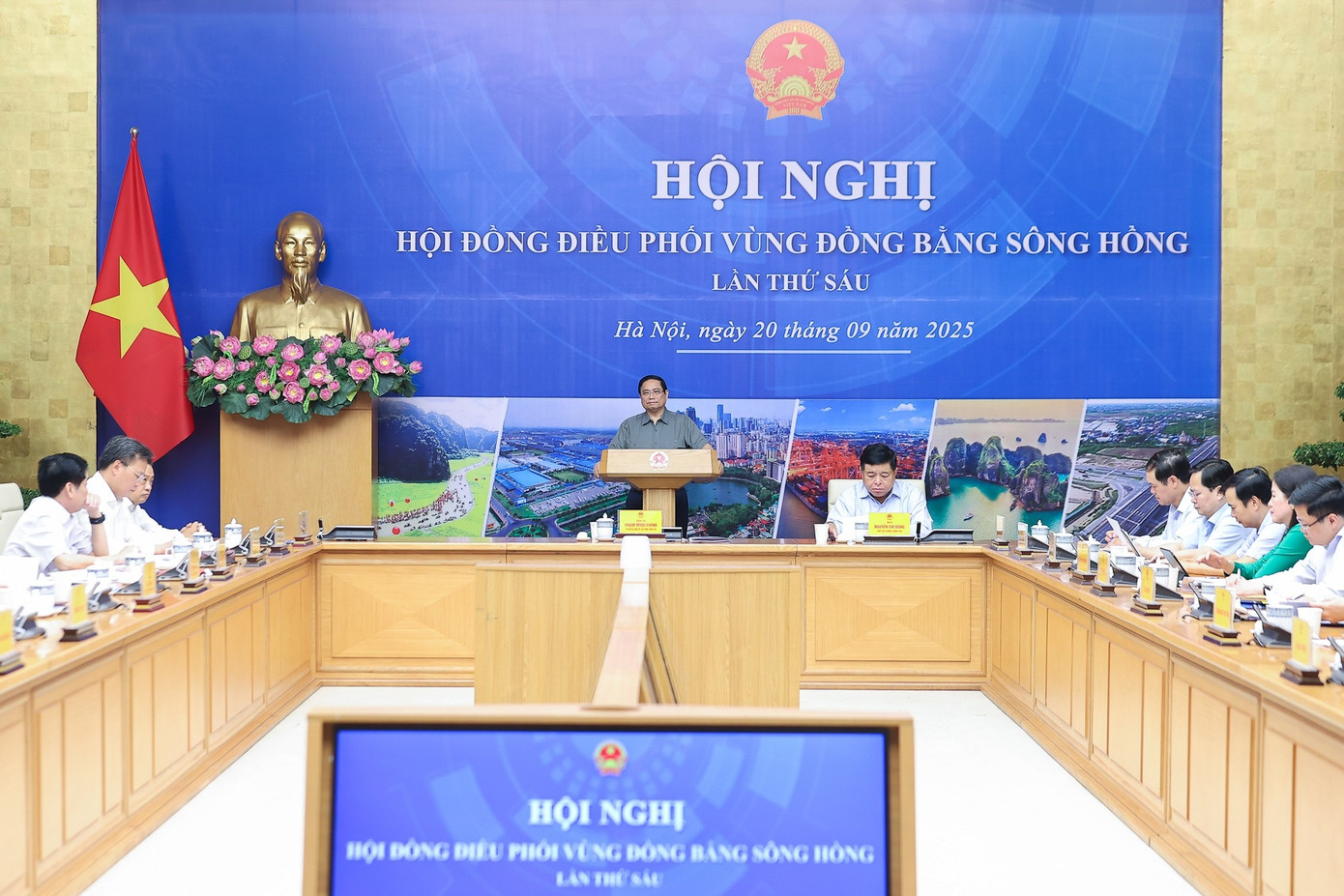 Thủ tướng: Tăng thu, cắt giảm những khoản chi không cần thiết- Ảnh 2. Thủ tướng: Tăng thu, cắt giảm những khoản chi không cần thiết- Ảnh 2.