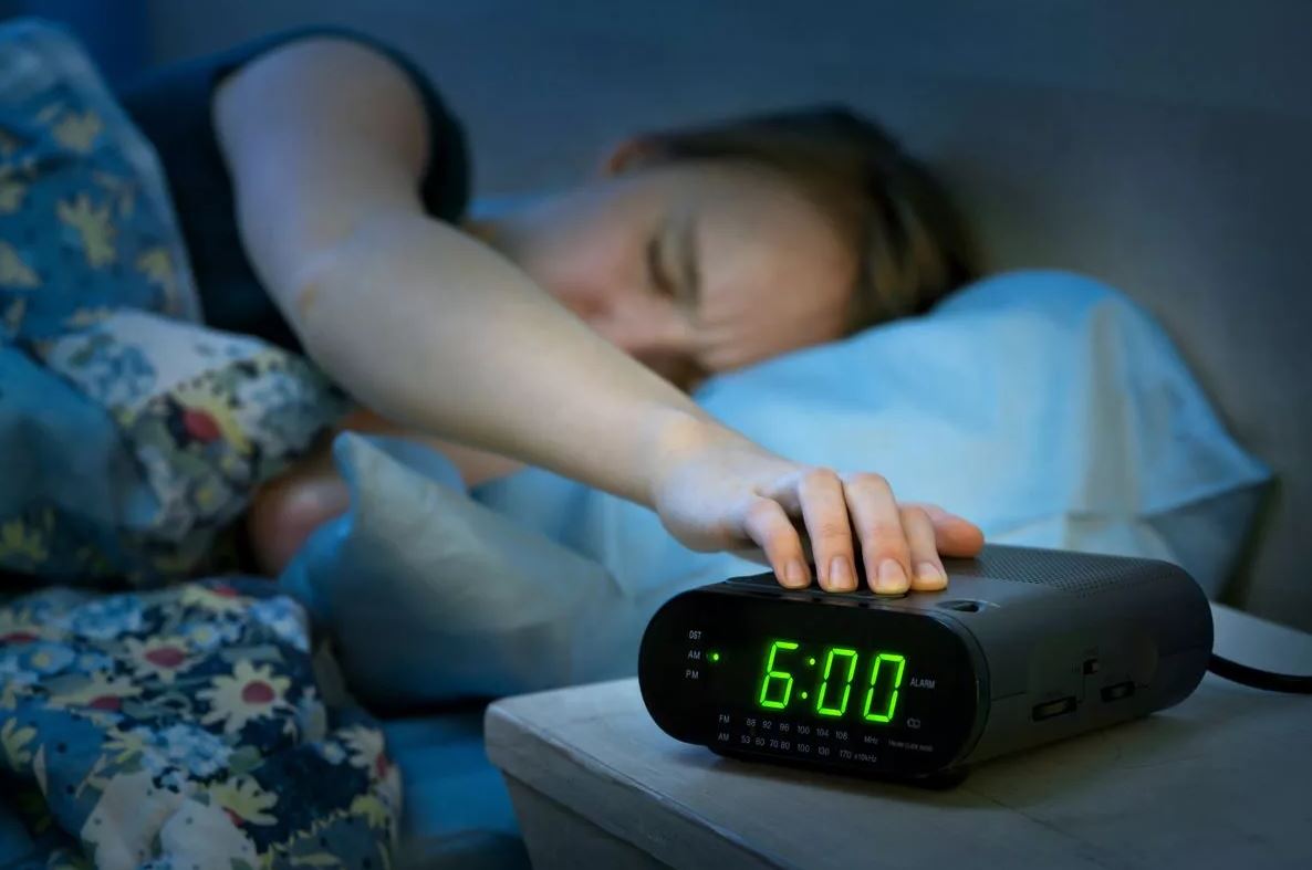 Cảnh báo đáng ngại cho bất cứ ai đặt báo thức liên tiếp vào buổi sáng- Ảnh 2. Cảnh báo đáng ngại cho bất cứ ai đặt báo thức liên tiếp vào buổi sáng- Ảnh 2.