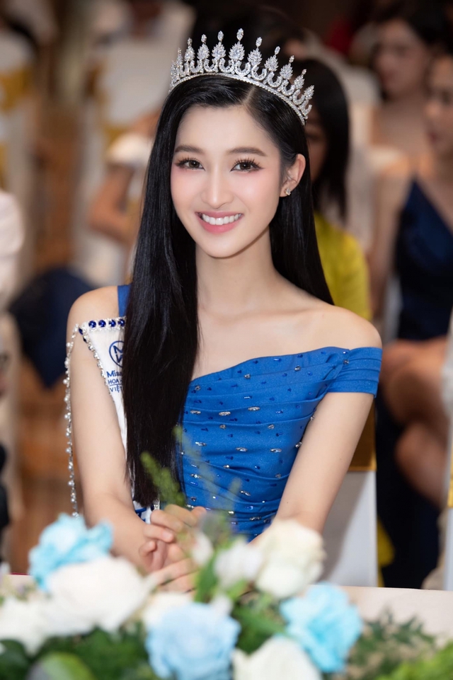 3 nàng hậu gen Z cùng tên nhà Sen Vàng: 2 người ngụp lặn trong sóng gió, tiếc nhất mỹ nhân số 2!- Ảnh 5. 3 nàng hậu gen Z cùng tên nhà Sen Vàng: 2 người ngụp lặn trong sóng gió, tiếc nhất mỹ nhân số 2!- Ảnh 5.