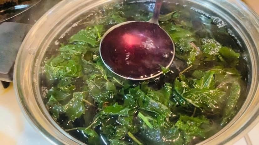 Tôi đã uống nước tía tô vắt chanh trong 1 tháng: Da giảm dị ứng, eo nhỏ thấy rõ và cải thiện hệ tiêu hóa nhưng chuyên gia nhắc nhở lưu ý 7 việc- Ảnh 1.