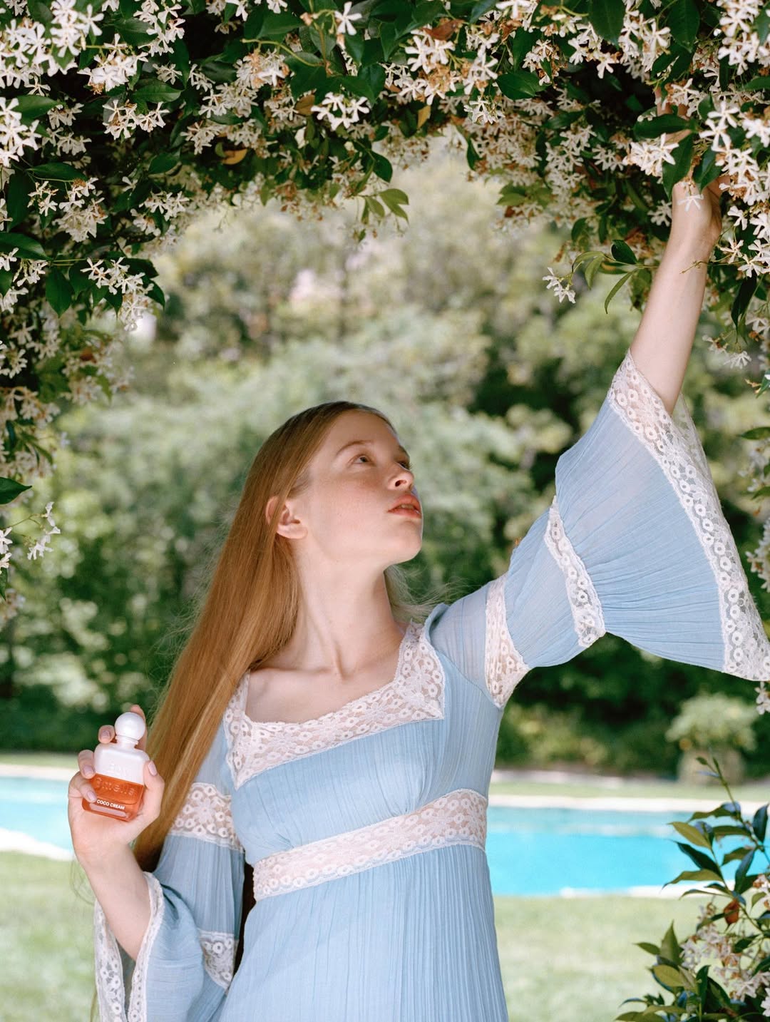 Con gái chuyển giới của Elon Musk debut tại New York Fashion Week, màn hét lớn độc lạ thành tâm điểm- Ảnh 15.