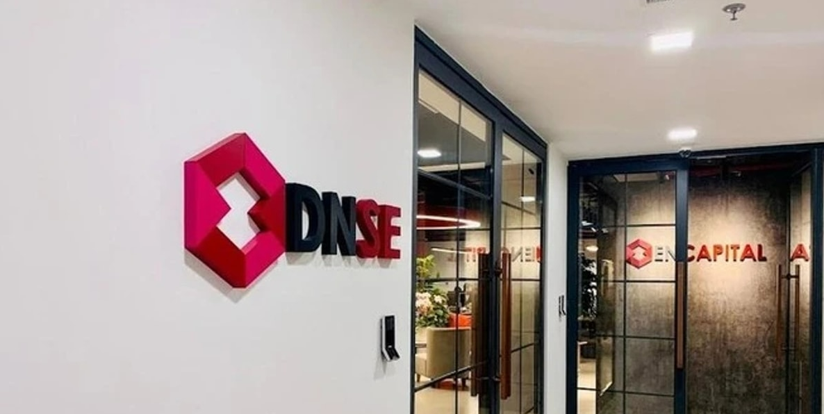 Thêm 1 lô trái phiếu 'đổ' về Encapital, lãi suất 9,5%/năm- Ảnh 1. Thêm 1 lô trái phiếu 'đổ' về Encapital, lãi suất 9,5%/năm- Ảnh 1.