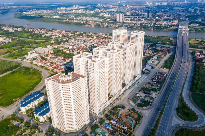 Giá nhà ven đô Hà Nội cao ngất, khách chật vật tìm căn hộ dưới 3 tỷ đồng- Ảnh 1.