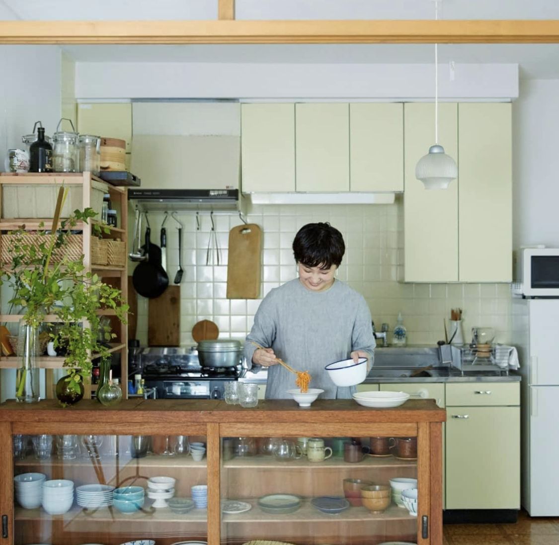 Căn hộ tầng 5 và tầng 25: Đâu là lựa chọn vừa tiện lợi vừa tiết kiệm?- Ảnh 1. Căn hộ tầng 5 và tầng 25: Đâu là lựa chọn vừa tiện lợi vừa tiết kiệm?- Ảnh 1.