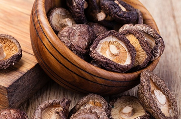 4 thực phẩm dễ gây ngộ độc nếu rửa trước khi chế biến- Ảnh 3.