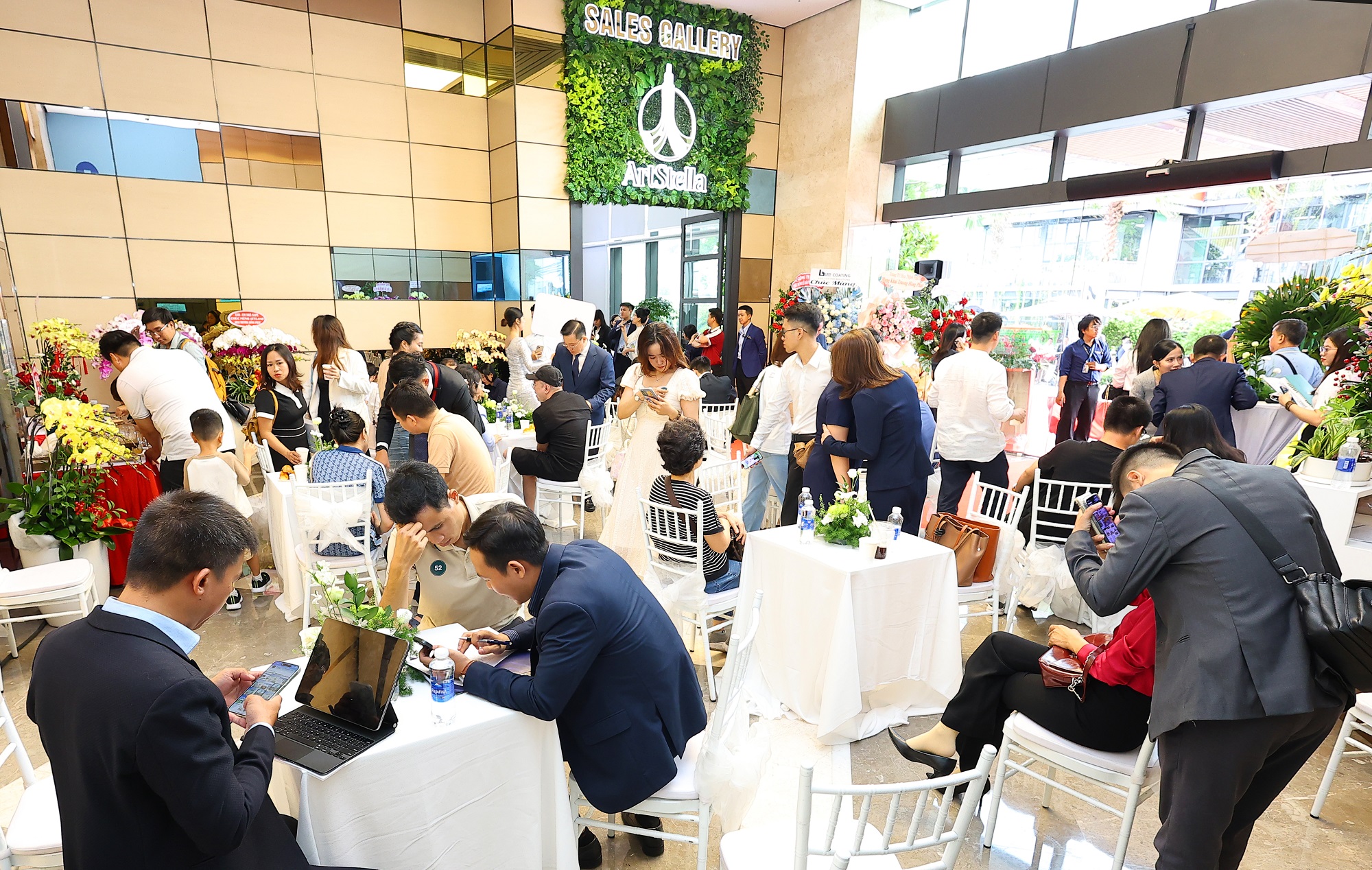 Cầu tăng - cung hiếm, tạo lợi thế cho nhà đầu tư ArtStella- Ảnh 1. Cầu tăng - cung hiếm, tạo lợi thế cho nhà đầu tư ArtStella- Ảnh 1.