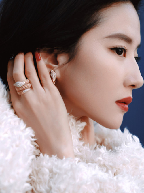 1 đặc điểm trong tướng mạo giúp Lưu Diệc Phi sống 1000 năm nữa cũng không thể nghèo- Ảnh 8. 1 đặc điểm trong tướng mạo giúp Lưu Diệc Phi sống 1000 năm nữa cũng không thể nghèo- Ảnh 8.