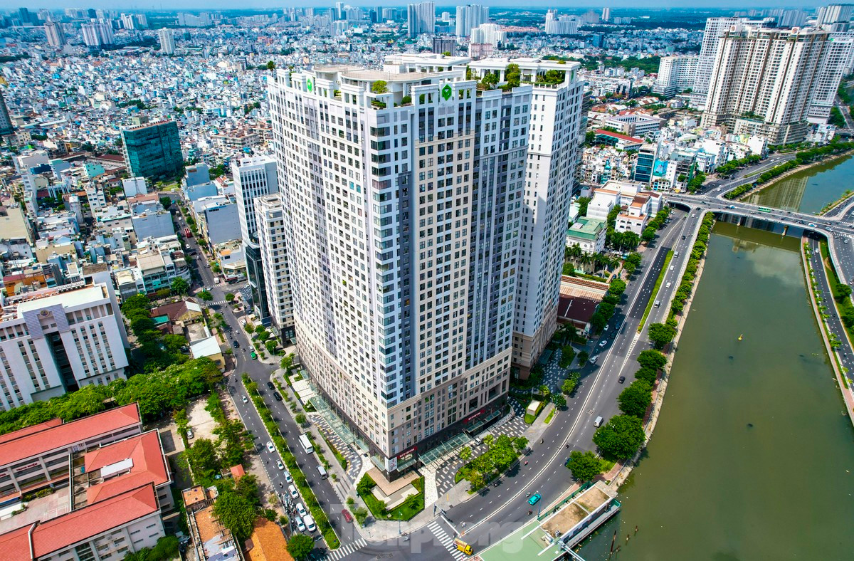 'Giải mã' lý do chung cư có giá bán tới 100 triệu đồng/m2