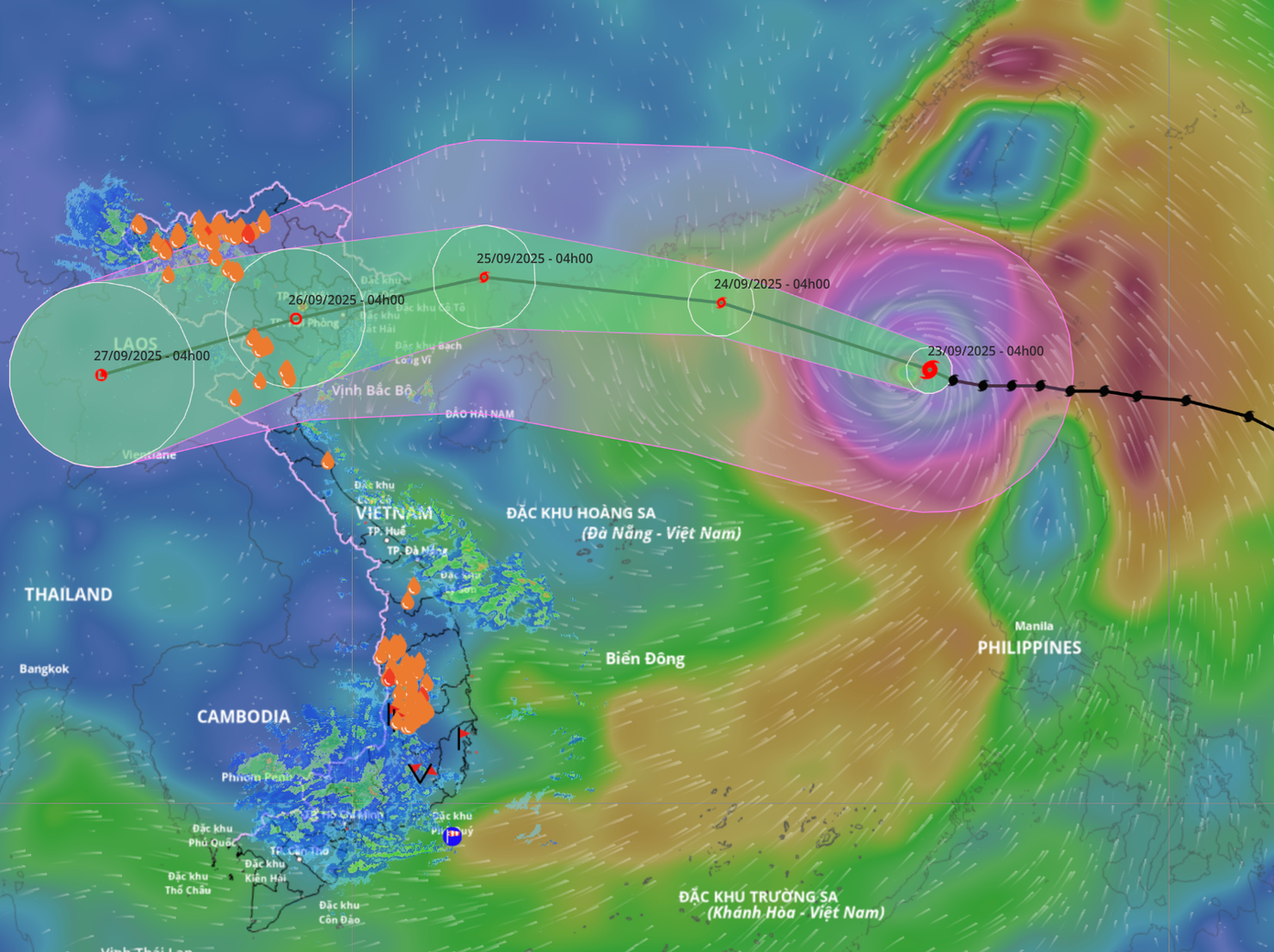 Siêu bão khả năng suy yếu khi vào nước ta song nếu bão di chuyển lệch "tình hình sẽ khác hoàn toàn" - Ảnh 2. Siêu bão khả năng suy yếu khi vào nước ta song nếu bão di chuyển lệch "tình hình sẽ khác hoàn toàn" - Ảnh 2.