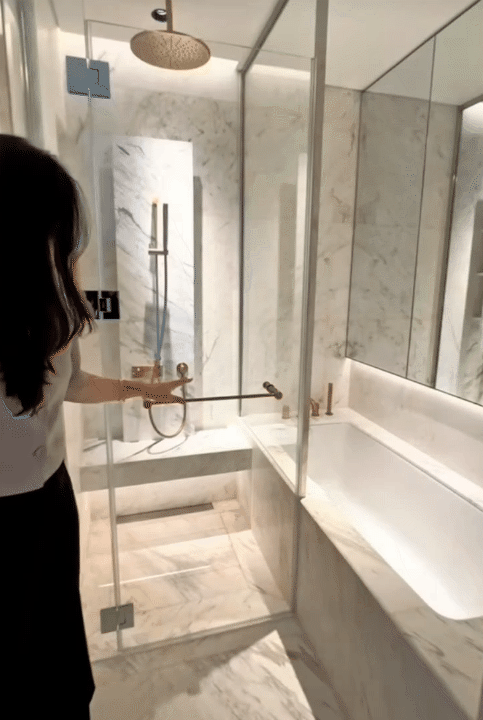 Cận cảnh bên trong căn hộ 50m² giá 21 tỷ giữa trung tâm Sài Gòn: Không gian nhỏ nhưng xa hoa “triệu đô”- Ảnh 6. Cận cảnh bên trong căn hộ 50m² giá 21 tỷ giữa trung tâm Sài Gòn: Không gian nhỏ nhưng xa hoa “triệu đô”- Ảnh 6.