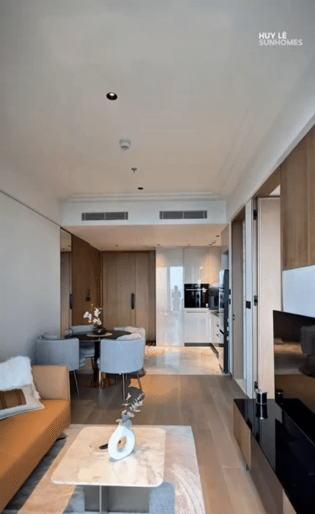 Cận cảnh bên trong căn hộ 50m² giá 21 tỷ giữa trung tâm Sài Gòn: Không gian nhỏ nhưng xa hoa “triệu đô”- Ảnh 8. Cận cảnh bên trong căn hộ 50m² giá 21 tỷ giữa trung tâm Sài Gòn: Không gian nhỏ nhưng xa hoa “triệu đô”- Ảnh 8.