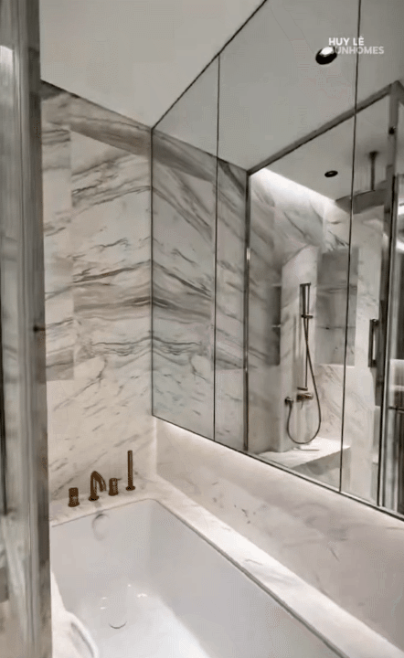 Cận cảnh bên trong căn hộ 50m² giá 21 tỷ giữa trung tâm Sài Gòn: Không gian nhỏ nhưng xa hoa “triệu đô”- Ảnh 12. Cận cảnh bên trong căn hộ 50m² giá 21 tỷ giữa trung tâm Sài Gòn: Không gian nhỏ nhưng xa hoa “triệu đô”- Ảnh 12.