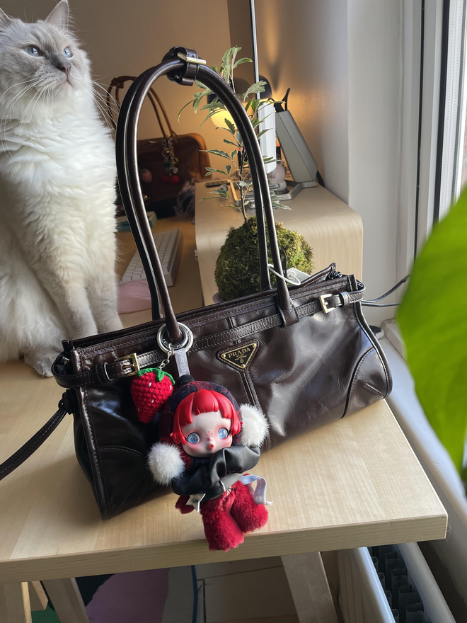 10 thương hiệu túi có doanh thu cao nhất 2025: Quá sốc với số của Balenciaga- Ảnh 3. 10 thương hiệu túi có doanh thu cao nhất 2025: Quá sốc với số của Balenciaga- Ảnh 3.