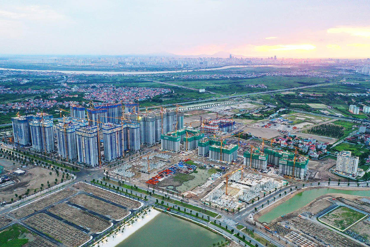 Giá căn hộ cũ, mới đồng loạt tăng giá