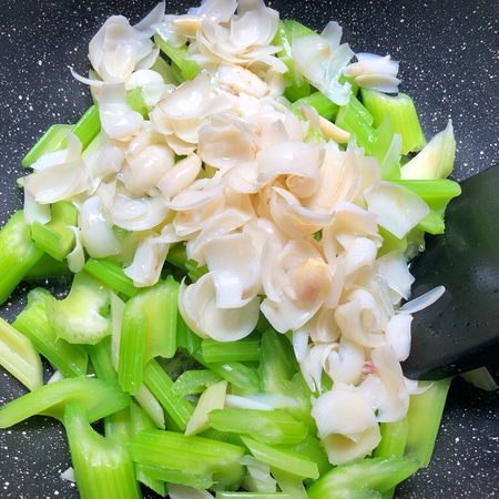 3 loại thực phẩm này rất bổ phổi: Luân phiên nấu 3 món ăn để dưỡng phổi, làm dịu cổ họng, tránh ho mùa thu