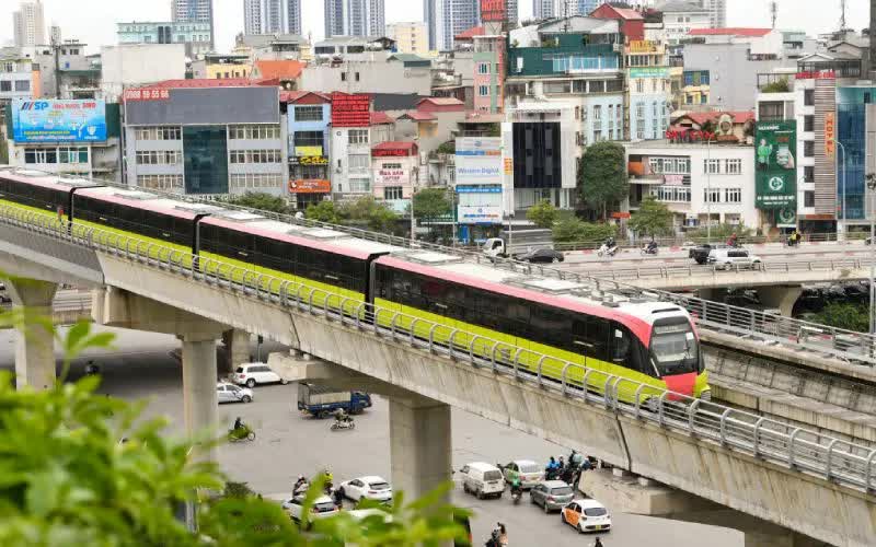 TP. Hồ Chí Minh đầu tư 10 tuyến đường sắt đến năm 2035 - Ảnh 1.