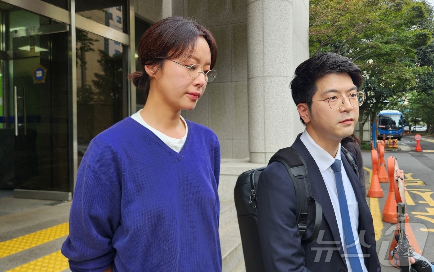 Mỹ nhân "Gia đình là số 1" Hwang Jung Eum lĩnh án tù, suy sụp bật khóc ngay giữa tòa - Ảnh 4.