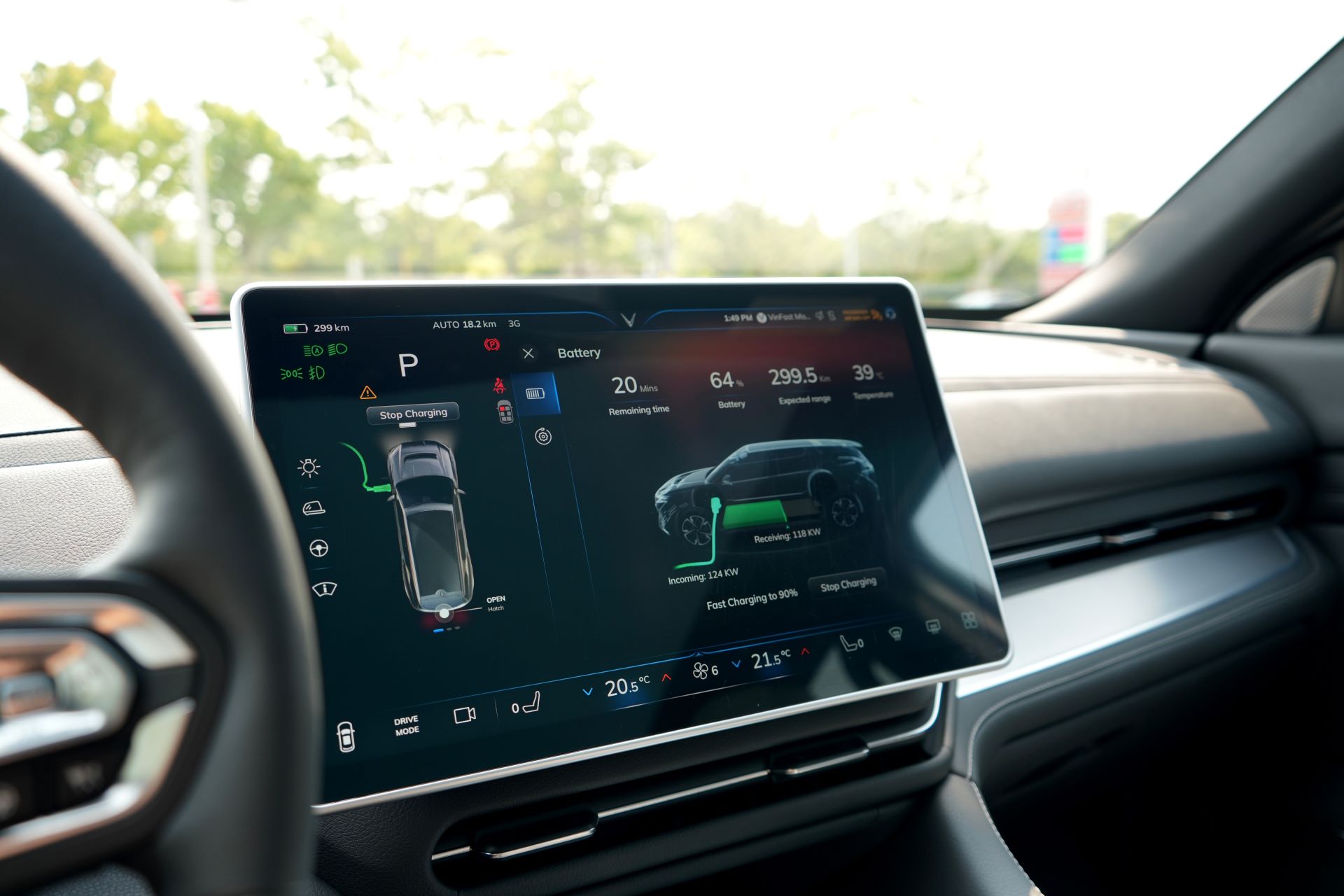 “Chuẩn chủ tịch” nhưng dễ sở hữu và dễ nuôi, VF 9 phá vỡ định kiến “xe sang là phải tốn kém” - Ảnh 1. “Chuẩn chủ tịch” nhưng dễ sở hữu và dễ nuôi, VF 9 phá vỡ định kiến “xe sang là phải tốn kém” - Ảnh 1.