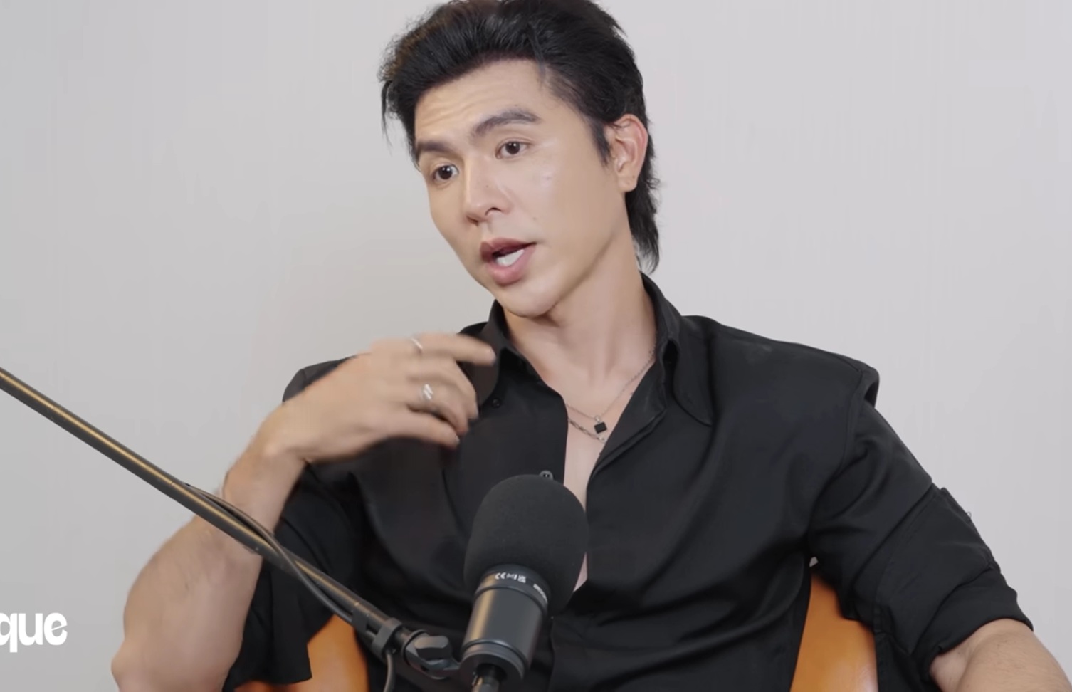 Nam diễn viên phim 700 tỷ: "Diễn viên nào cũng phải xét lý lịch 3 đời"- Ảnh 1. Nam diễn viên phim 700 tỷ: "Diễn viên nào cũng phải xét lý lịch 3 đời"- Ảnh 1.