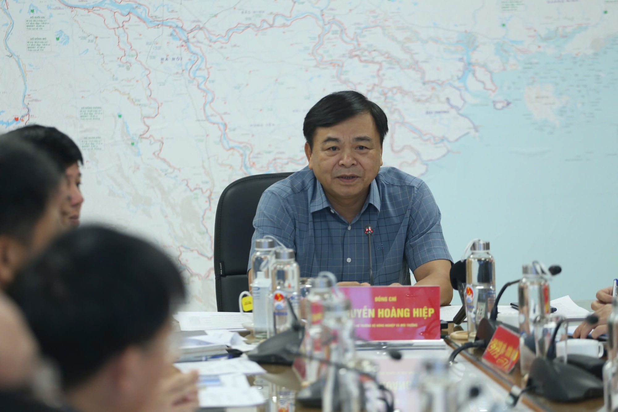 Bão Bualoi càng gần bờ càng mạnh, giật tới cấp 15, dự báo đổ bộ vào khu vực nào?- Ảnh 1. Bão Bualoi càng gần bờ càng mạnh, giật tới cấp 15, dự báo đổ bộ vào khu vực nào?- Ảnh 1.