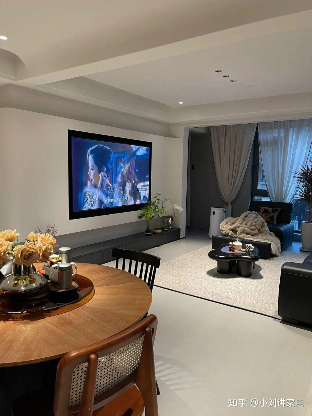 Ngôi nhà sạch tinh tươm của phụ nữ 49 tuổi sống một mình 19 năm khiến ai cũng ghen tị- Ảnh 4. Ngôi nhà sạch tinh tươm của phụ nữ 49 tuổi sống một mình 19 năm khiến ai cũng ghen tị- Ảnh 4.