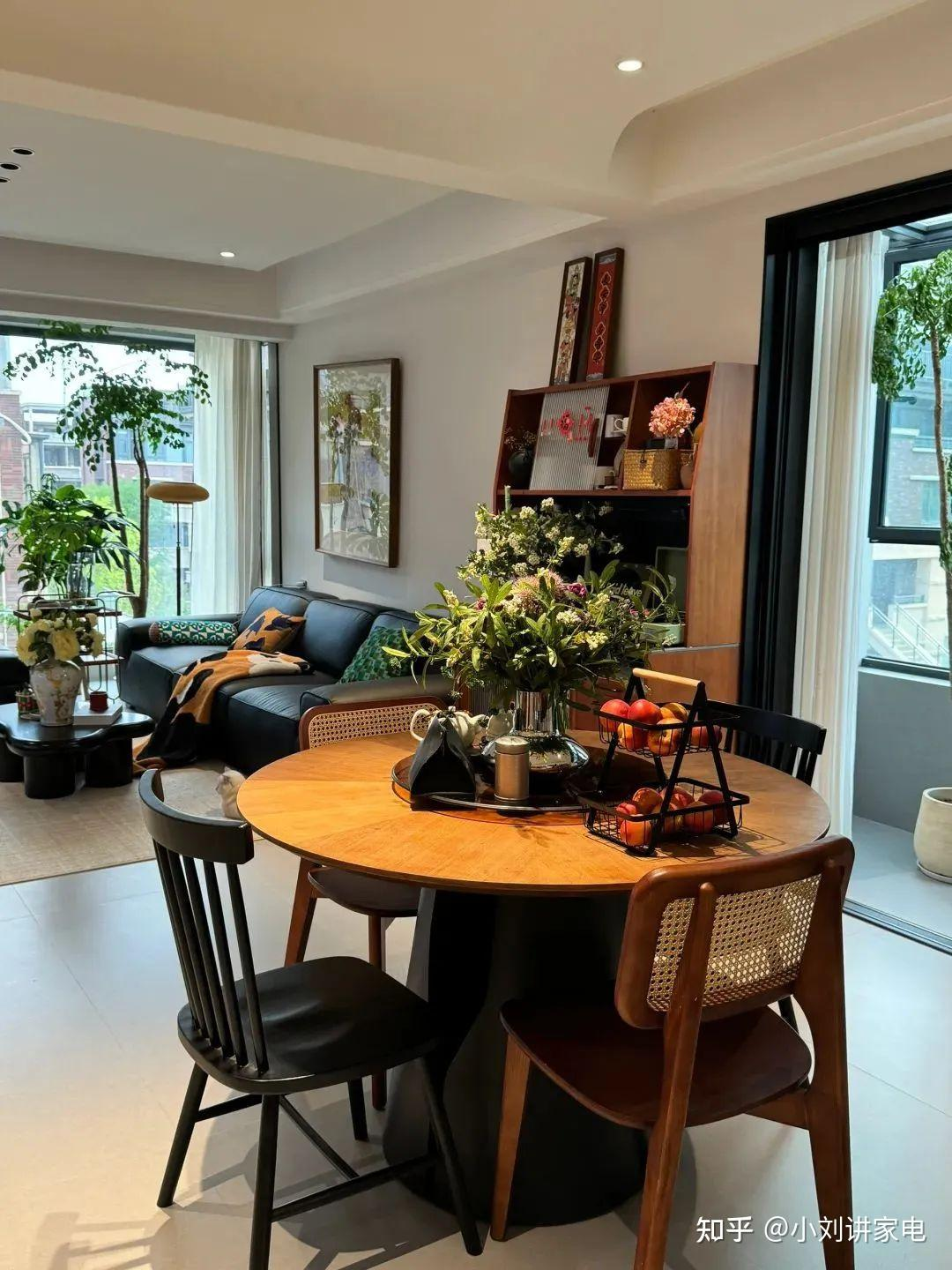 Ngôi nhà sạch tinh tươm của phụ nữ 49 tuổi sống một mình 19 năm khiến ai cũng ghen tị- Ảnh 7. Ngôi nhà sạch tinh tươm của phụ nữ 49 tuổi sống một mình 19 năm khiến ai cũng ghen tị- Ảnh 7.