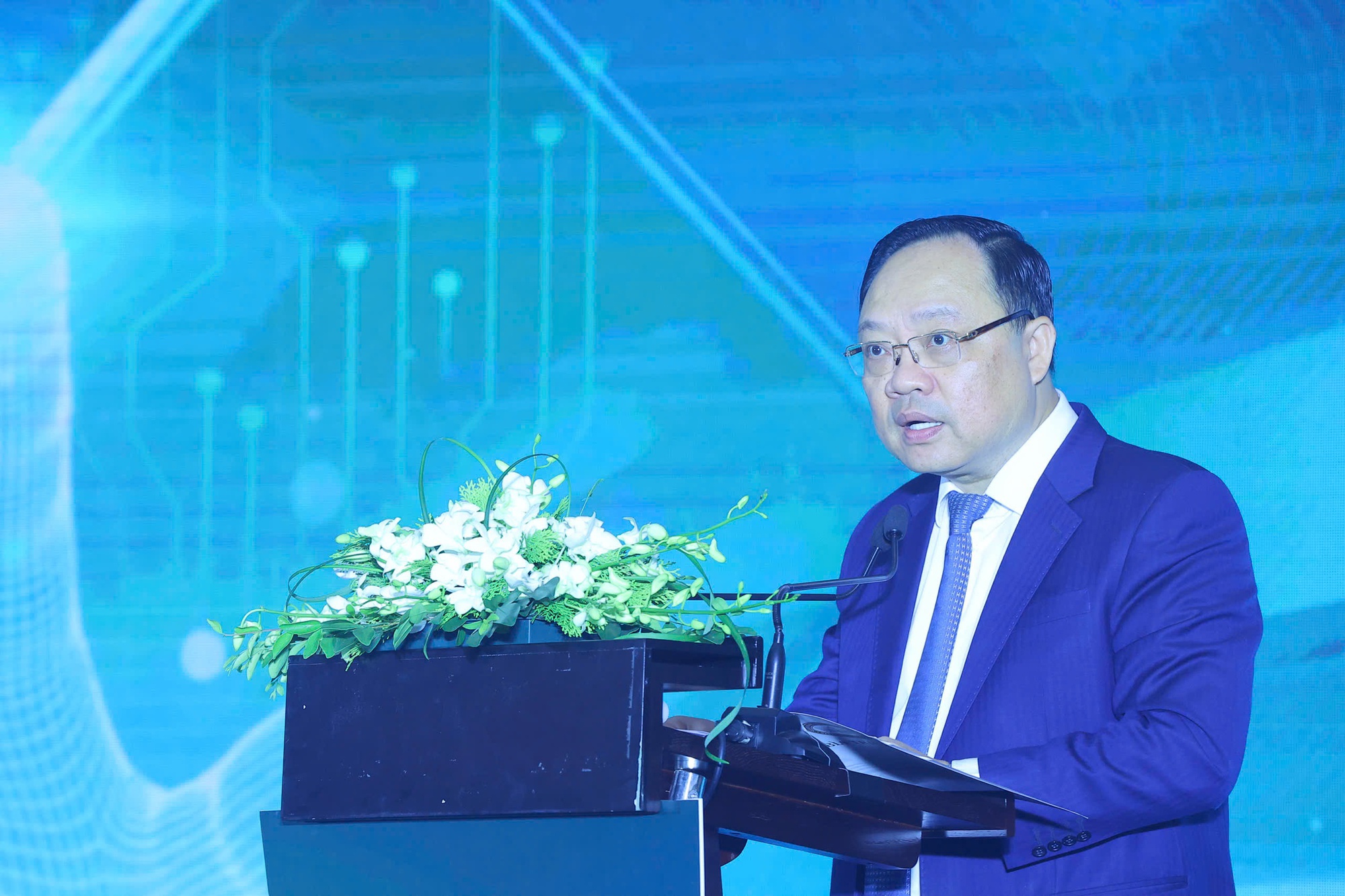 Giá trị thanh toán không tiền mặt hiện gấp 25 lần GDP - Ảnh 1.