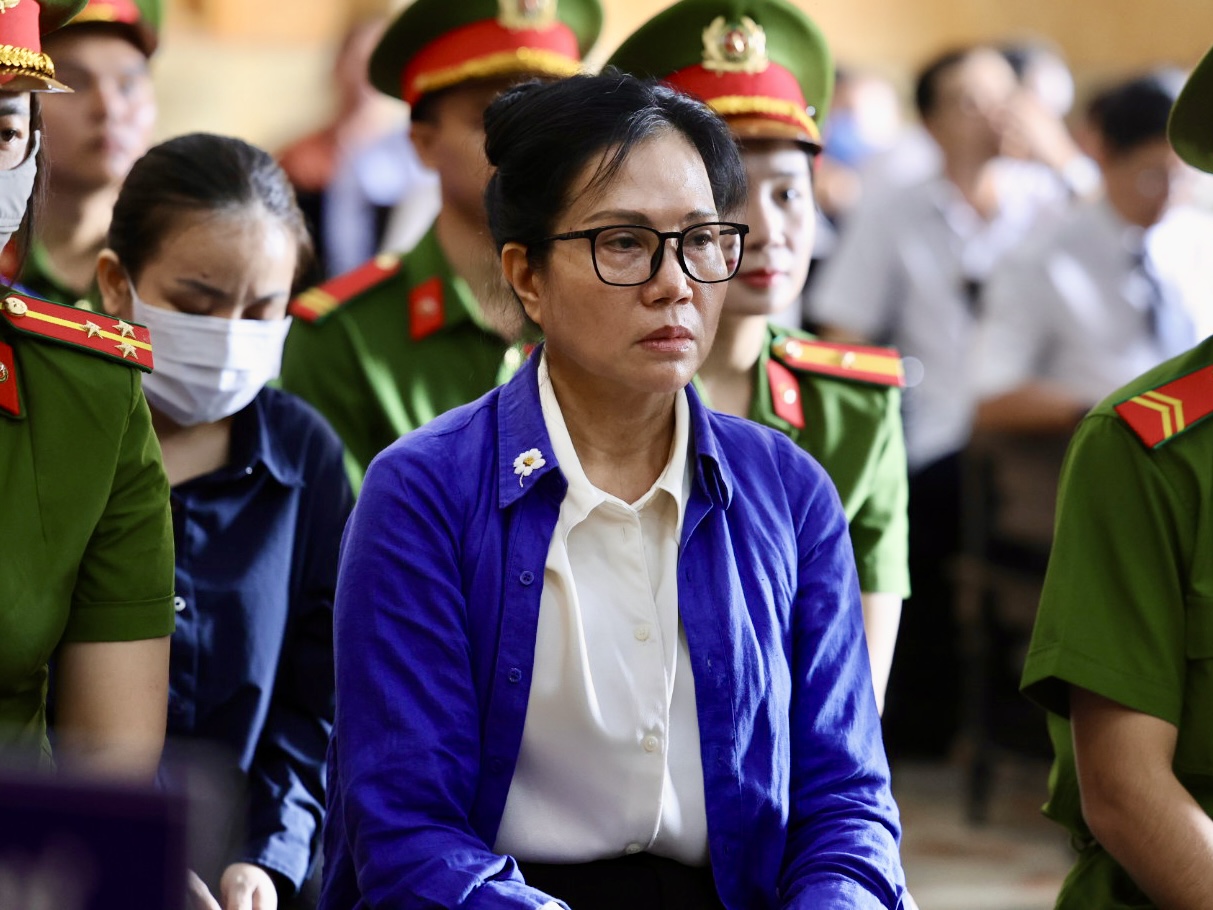 Lời khai của cựu Tổng Giám đốc SJC lê thúy Hằng tại phiên tòa xét xử - Ảnh 1. Lời khai của cựu Tổng Giám đốc SJC lê thúy Hằng tại phiên tòa xét xử - Ảnh 1.