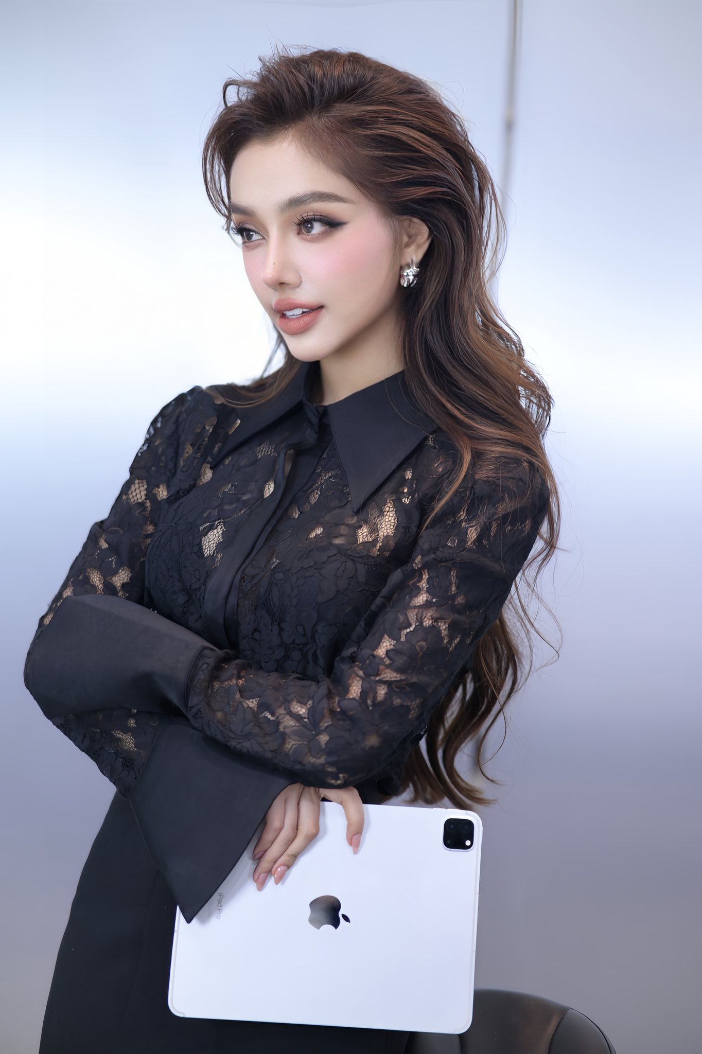 Đi ăn ốc, cô gái nuốt cả chiếc kim băng đang mở vào bụng, phải mổ cấp cứu 6 tiếng, tốn 70 triệu- Ảnh 7. Đi ăn ốc, cô gái nuốt cả chiếc kim băng đang mở vào bụng, phải mổ cấp cứu 6 tiếng, tốn 70 triệu- Ảnh 7.