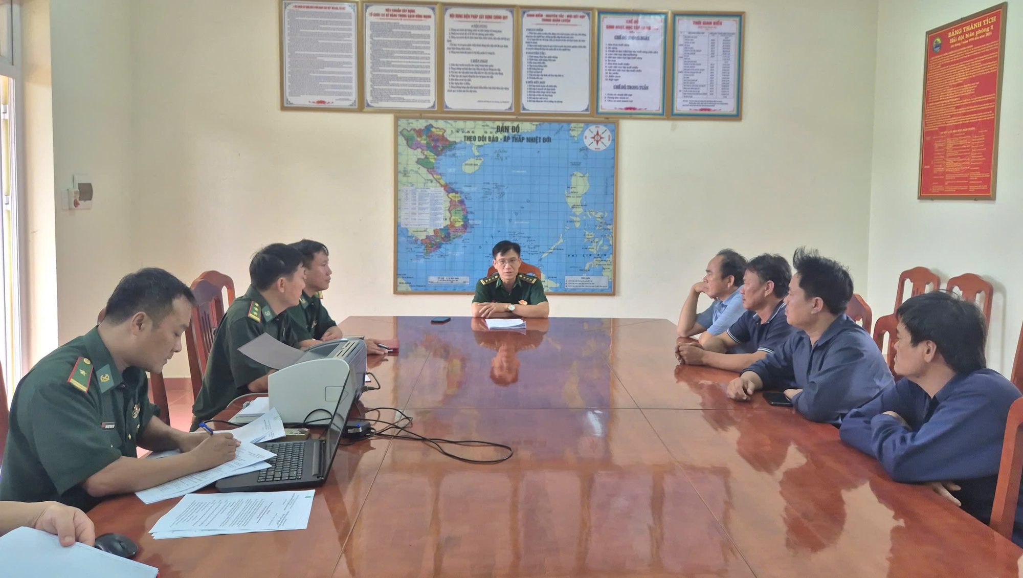 Lý do 4 thuyền trưởng ở TP HCM bị xử phạt 877 triệu đồng - Ảnh 1. Lý do 4 thuyền trưởng ở TP HCM bị xử phạt 877 triệu đồng - Ảnh 1.