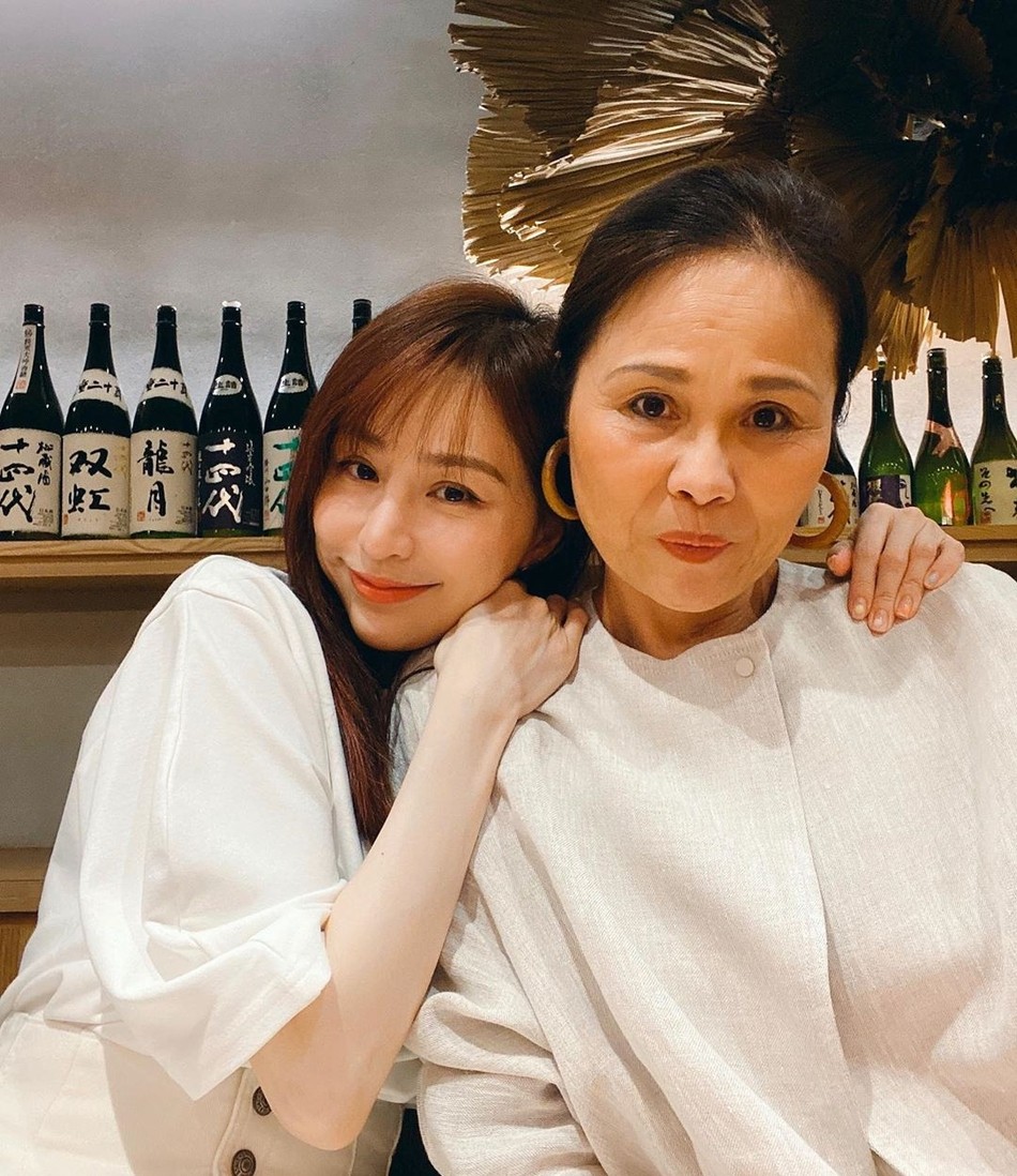 Xưa phải ra thành phố mới kiếm được tiền, giờ lũ trẻ lại thi nhau bỏ về quê: Nhà có 3 đứa con, không thấy đứa nào đi làm!- Ảnh 1. Xưa phải ra thành phố mới kiếm được tiền, giờ lũ trẻ lại thi nhau bỏ về quê: Nhà có 3 đứa con, không thấy đứa nào đi làm!- Ảnh 1.