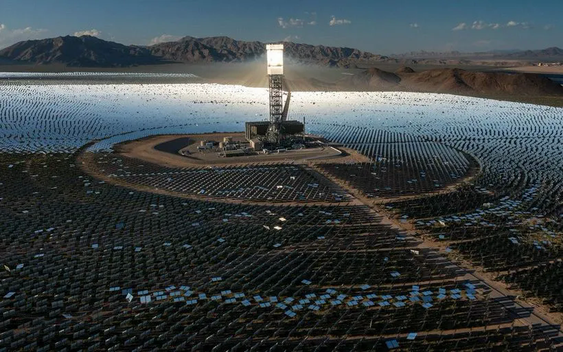 Mỹ chuẩn bị đóng cửa nhà máy điện mặt trời lớn nhất thế giới - Ảnh 1.