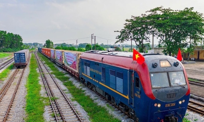 Khi nào đầu tư tuyến đường sắt Hải Phòng - Hạ Long - Móng Cái và kết nối với Trung Quốc?- Ảnh 1. Khi nào đầu tư tuyến đường sắt Hải Phòng - Hạ Long - Móng Cái và kết nối với Trung Quốc?- Ảnh 1.