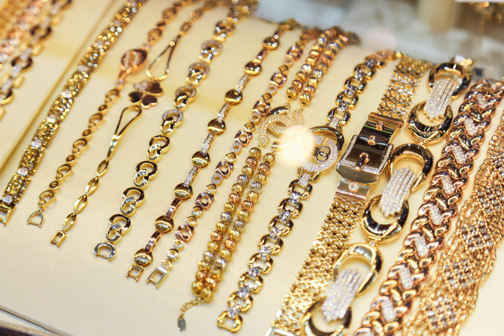 Giá vàng hôm nay 29/9: Tiếp tục đường đua tăng giá- Ảnh 1.