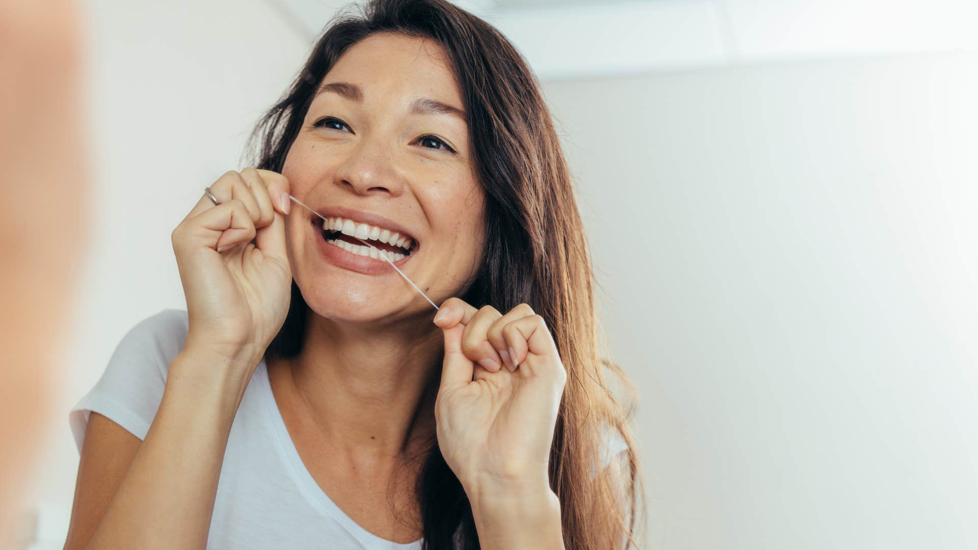 9 sai lầm khi vệ sinh khiến cơ thể bạn "bốc mùi" - Ảnh 3. 9 sai lầm khi vệ sinh khiến cơ thể bạn "bốc mùi" - Ảnh 3.