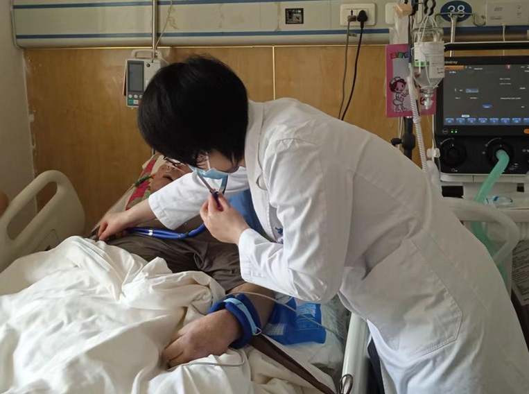 Thanh niên 28 tuổi cấp cứu vì bỏ bữa sáng 2 năm- Ảnh 1. Thanh niên 28 tuổi cấp cứu vì bỏ bữa sáng 2 năm- Ảnh 1.