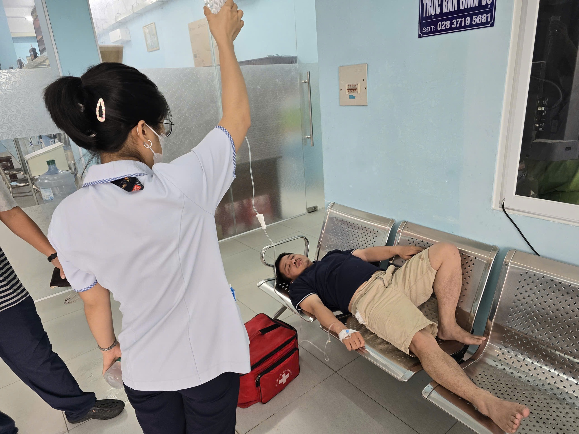 Phóng viên VOV bị còng tay khi tác nghiệp, chủ tịch UBND phường An Phú Đông nói gì?- Ảnh 4. Phóng viên VOV bị còng tay khi tác nghiệp, chủ tịch UBND phường An Phú Đông nói gì?- Ảnh 4.