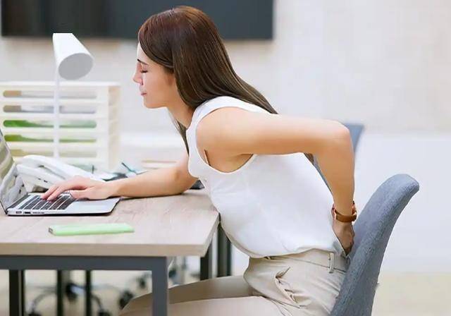 Hầu hết những người dễ bị ung thư đại trực tràng đều có 4 thói quen này, hy vọng bạn không có bất kỳ thói quen nào trong số đó!- Ảnh 3.