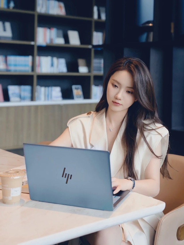 3 bí kíp văn phòng giúp tôi thăng chức, tăng lương - ai đi làm cũng cần có ngay!- Ảnh 2. 3 bí kíp văn phòng giúp tôi thăng chức, tăng lương - ai đi làm cũng cần có ngay!- Ảnh 2.