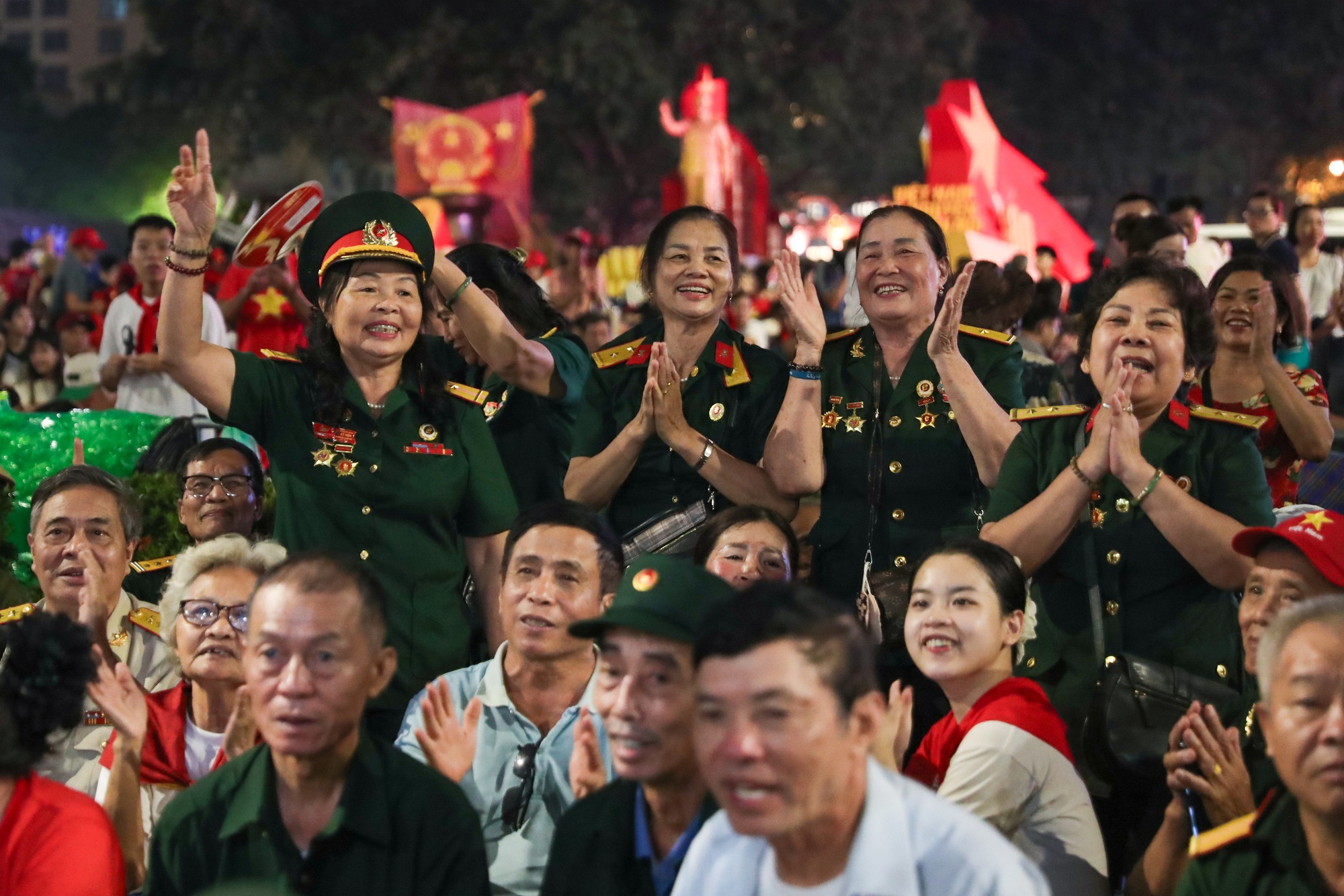 Những khối không tên thầm lặng phục vụ A80 - Ảnh 19.
