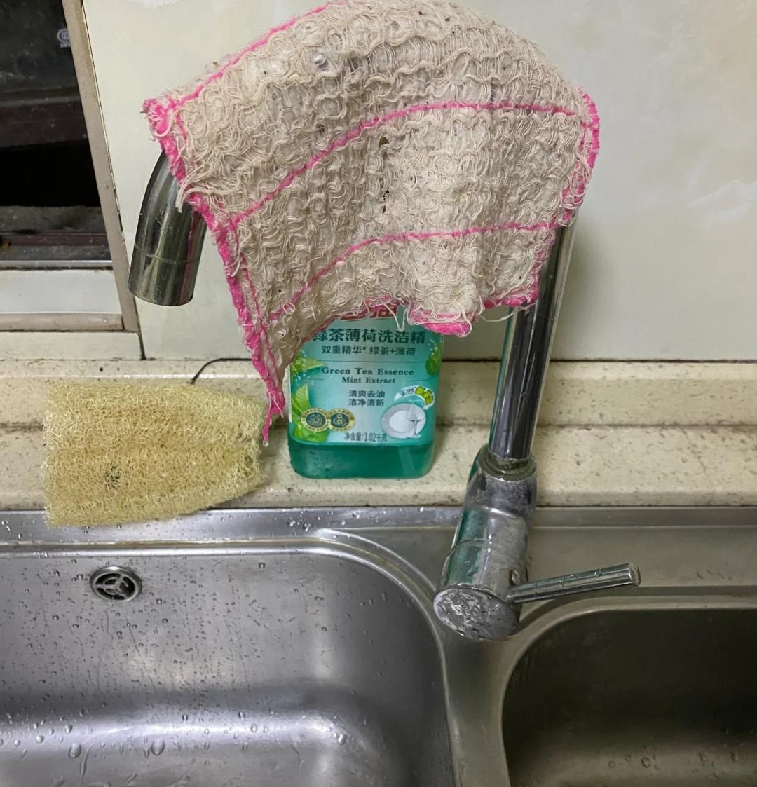 6 thói quen nhà bếp càng tiết kiệm càng rước bệnh, dừng ngay trước khi quá muộn- Ảnh 6. 6 thói quen nhà bếp càng tiết kiệm càng rước bệnh, dừng ngay trước khi quá muộn- Ảnh 6.