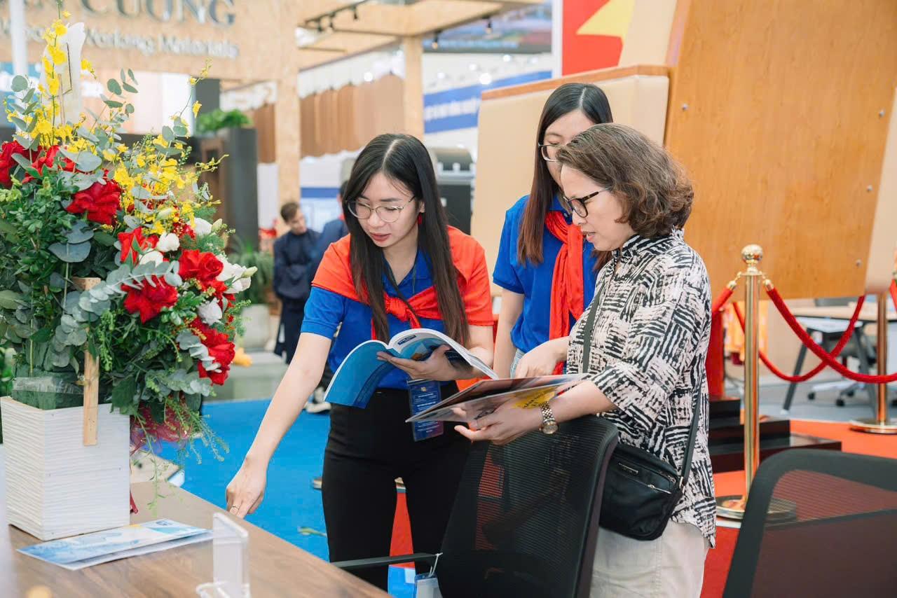 The One tại VIFA ASEAN và A80: Chiến lược thương hiệu nội thất Việt vươn tầm - Ảnh 3. The One tại VIFA ASEAN và A80: Chiến lược thương hiệu nội thất Việt vươn tầm - Ảnh 3.