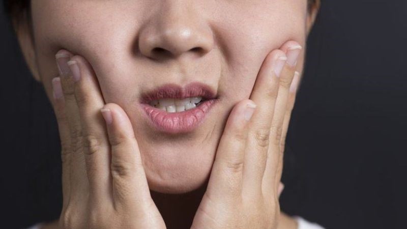 4 đặc điểm trên khuôn mặt báo hiệu bệnh tật hoặc ung thư: Đừng nhầm lẫn chúng với "những nét may mắn"! - Ảnh 2.