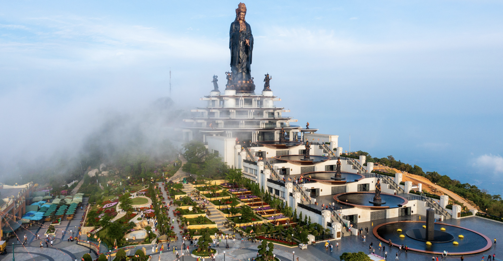 Khu du lịch đón gần 3 triệu khách mỗi năm thông báo dừng hoạt động leo núi, dã ngoại từ 1/10 - Ảnh 1.