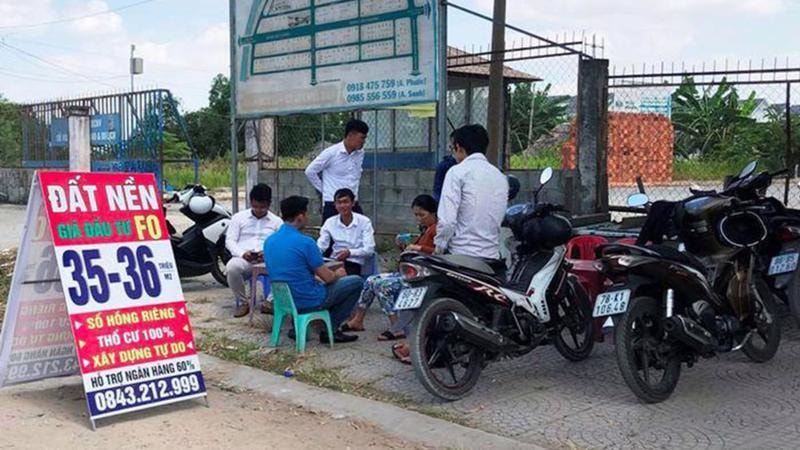 Tiền đổ mạnh vào bất động sản, chuyên gia cảnh báo nguy cơ “bong bóng”