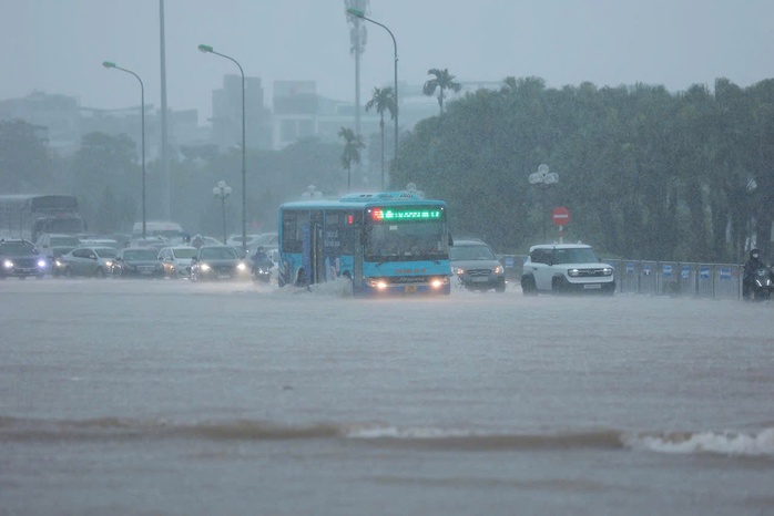 CSGT Hà Nội thông báo khẩn về việc cấm đường- Ảnh 2.