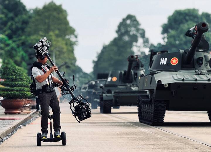 Quay phim Lê Bảo Hân tiết lộ 'áp lực kinh hoàng' khi ghi hình đại lễ A80- Ảnh 2.