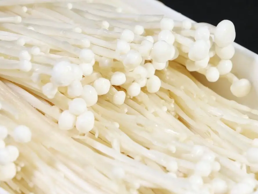 5 loại rau quả "ngậm thuốc" nhiều nhất chợ, tiểu thương lâu năm nói thẳng không bao giờ cho gia đình ăn- Ảnh 4.