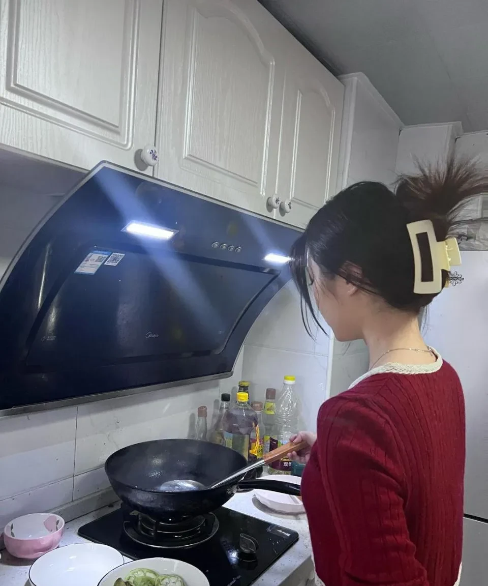 Sống giữa thủ đô nhưng cặp vợ chồng vẫn tiết kiệm được 2,7 tỷ đồng trong 6 năm từ mức thu nhập trung bình khá- Ảnh 1.