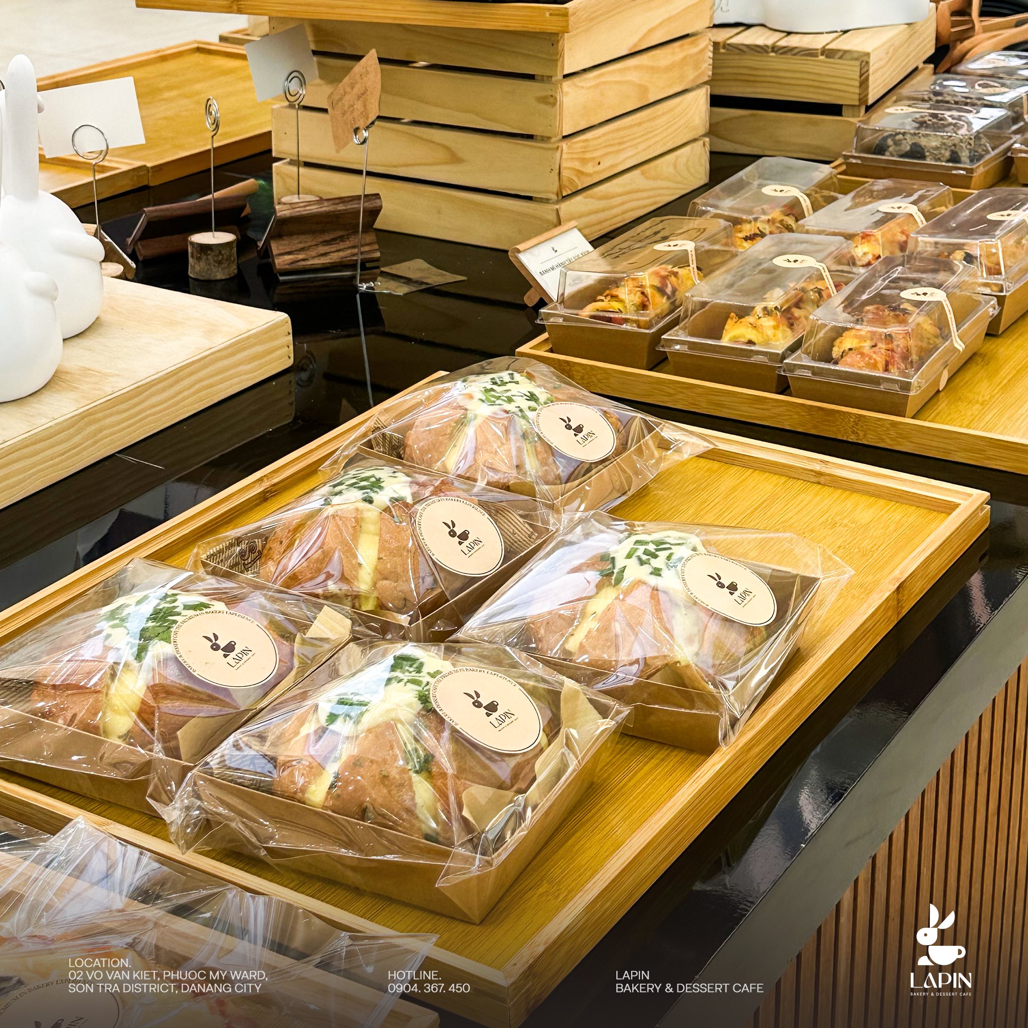 Phản hồi chính thức của tiệm bánh hot nhất Đà Nẵng sau việc để bánh lộ thiên, chất lượng không tương xứng- Ảnh 10. Phản hồi chính thức của tiệm bánh hot nhất Đà Nẵng sau việc để bánh lộ thiên, chất lượng không tương xứng- Ảnh 10.
